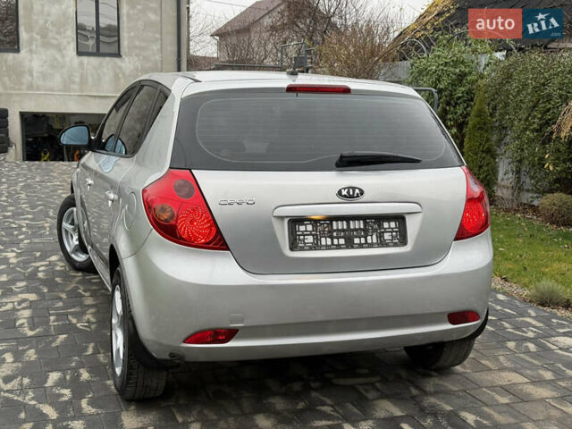 Серый Киа Сид, объемом двигателя 2 л и пробегом 191 тыс. км за 5700 $, фото 7 на Automoto.ua