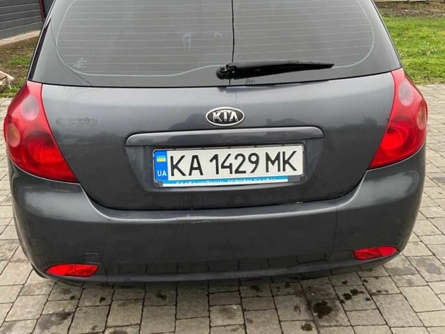 Сірий Кіа Сід, об'ємом двигуна 1.6 л та пробігом 500 тис. км за 3900 $, фото 5 на Automoto.ua