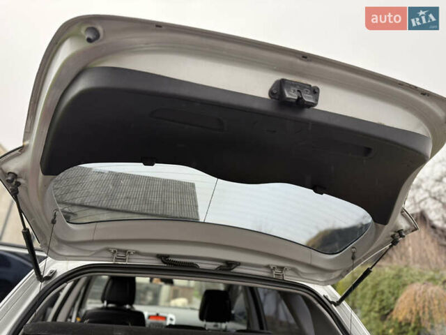 Серый Киа Сид, объемом двигателя 2 л и пробегом 191 тыс. км за 5700 $, фото 25 на Automoto.ua