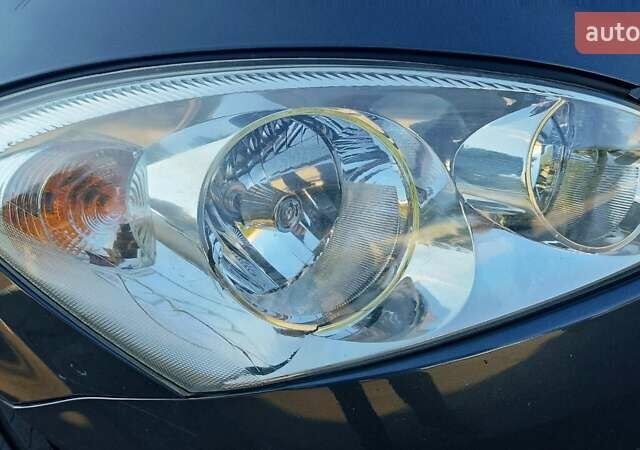 Серый Киа Сид, объемом двигателя 1.6 л и пробегом 210 тыс. км за 5500 $, фото 9 на Automoto.ua