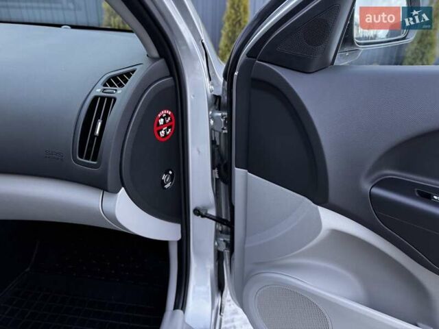 Сірий Кіа Сід, об'ємом двигуна 1.6 л та пробігом 77 тис. км за 7199 $, фото 58 на Automoto.ua