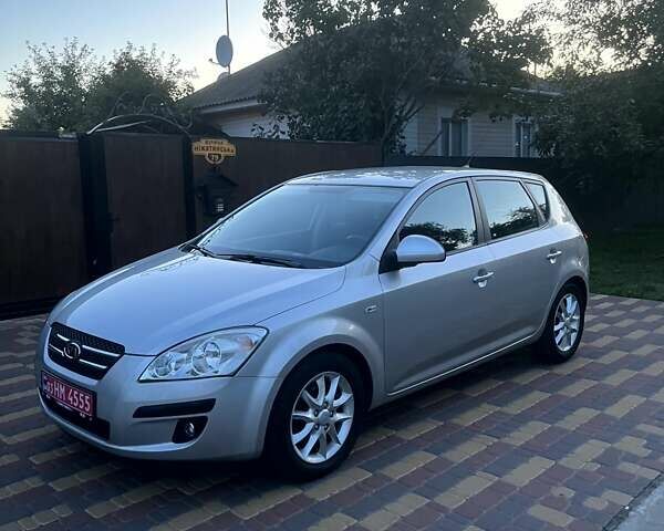 Сірий Кіа Сід, об'ємом двигуна 2 л та пробігом 136 тис. км за 7499 $, фото 16 на Automoto.ua