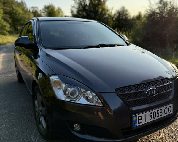 Сірий Кіа Сід, об'ємом двигуна 1.98 л та пробігом 207 тис. км за 6600 $, фото 1 на Automoto.ua