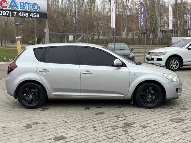 Сірий Кіа Сід, об'ємом двигуна 1.6 л та пробігом 244 тис. км за 5500 $, фото 7 на Automoto.ua