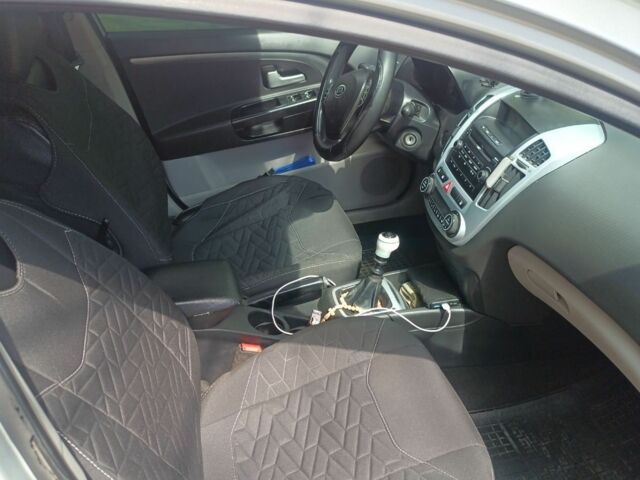 Сірий Кіа Сід, об'ємом двигуна 2 л та пробігом 334 тис. км за 5000 $, фото 9 на Automoto.ua