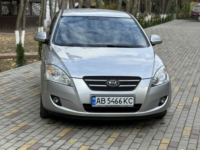 Кіа Сід 2007 у Бершаде на Automoto.ua Сірий Кіа Сід, об'ємом двигуна 1.6 л та пробігом 240 тис. км за 5150 $, фото 1 на Automoto.ua