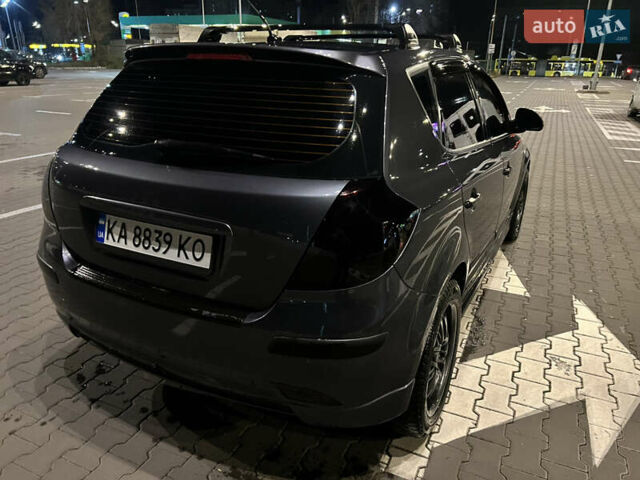 Серый Киа Сид, объемом двигателя 1.6 л и пробегом 192 тыс. км за 6000 $, фото 2 на Automoto.ua