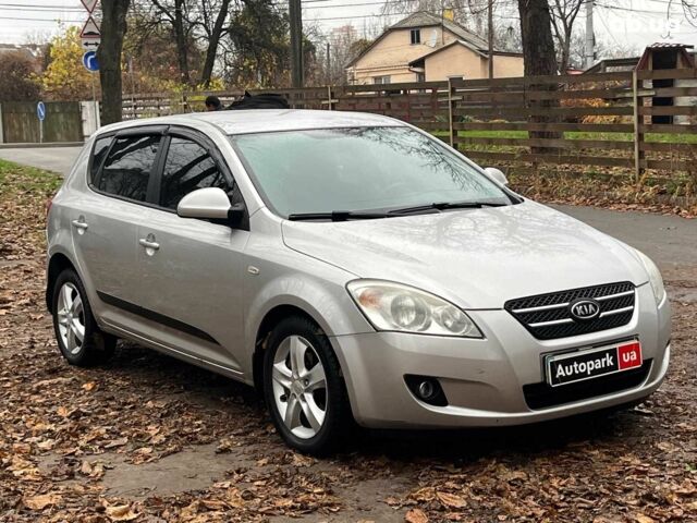 Серый Киа Сид, объемом двигателя 1.6 л и пробегом 227 тыс. км за 5590 $, фото 2 на Automoto.ua