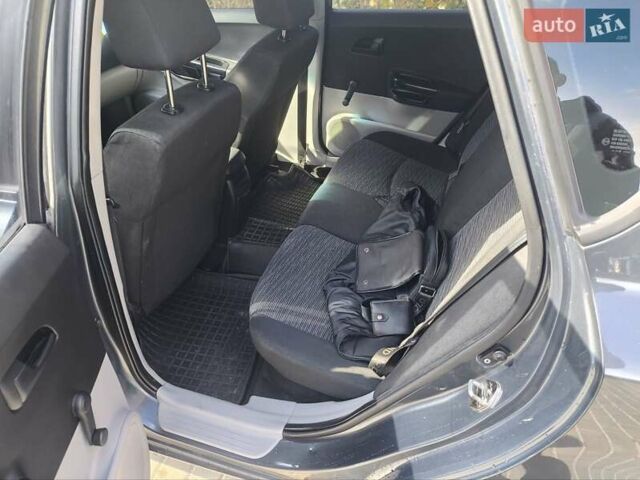 Сірий Кіа Сід, об'ємом двигуна 1.6 л та пробігом 250 тис. км за 5400 $, фото 8 на Automoto.ua