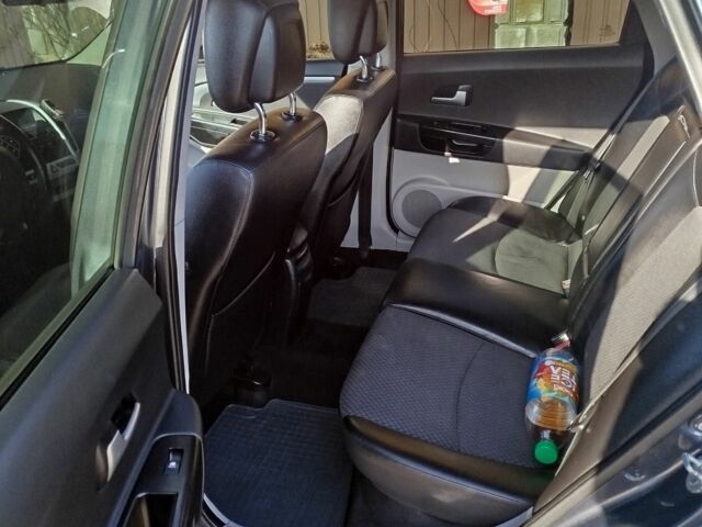 Серый Киа Сид, объемом двигателя 2 л и пробегом 300 тыс. км за 4950 $, фото 8 на Automoto.ua