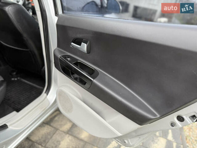 Серый Киа Сид, объемом двигателя 2 л и пробегом 191 тыс. км за 5700 $, фото 19 на Automoto.ua