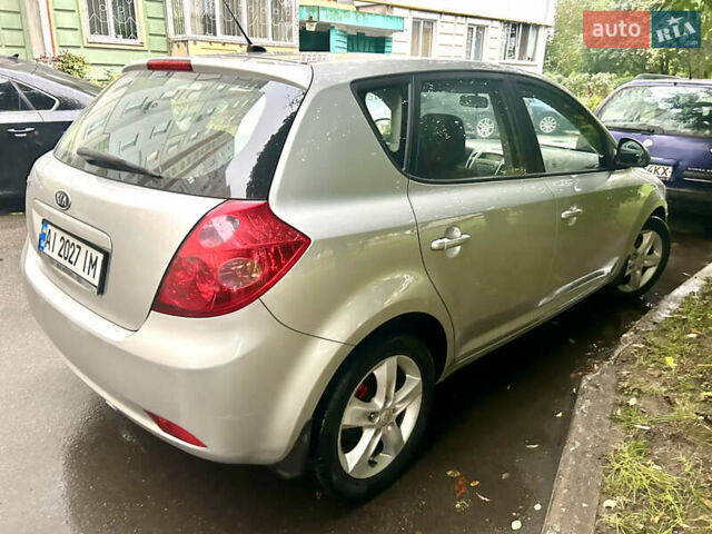 Серый Киа Сид, объемом двигателя 1.6 л и пробегом 219 тыс. км за 5350 $, фото 2 на Automoto.ua