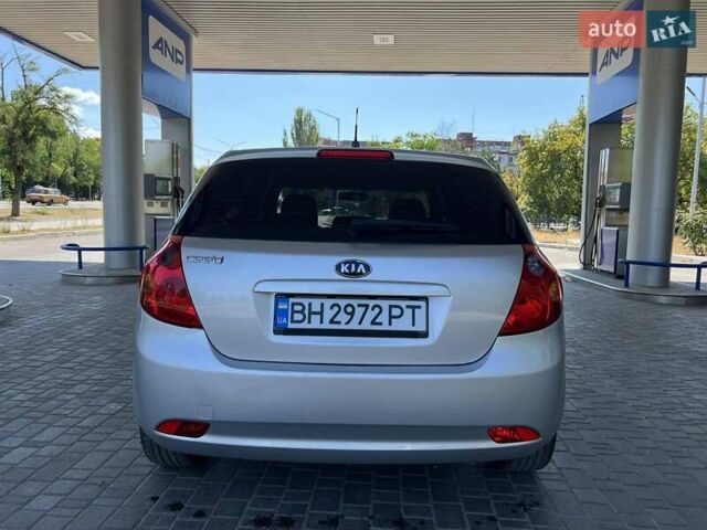 Сірий Кіа Сід, об'ємом двигуна 1.59 л та пробігом 210 тис. км за 6999 $, фото 9 на Automoto.ua