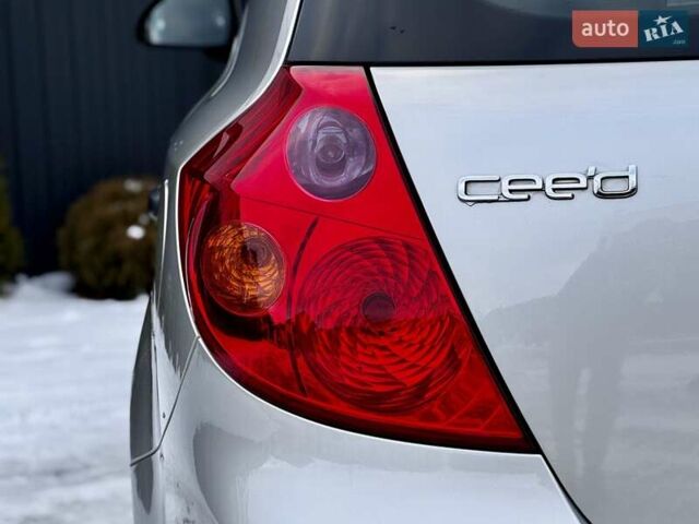 Сірий Кіа Сід, об'ємом двигуна 1.6 л та пробігом 77 тис. км за 7199 $, фото 26 на Automoto.ua
