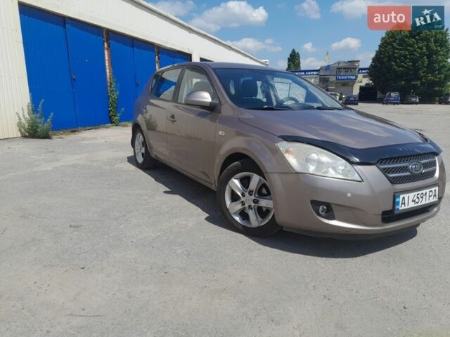 Сірий Кіа Сід, об'ємом двигуна 2 л та пробігом 202 тис. км за 5600 $, фото 11 на Automoto.ua