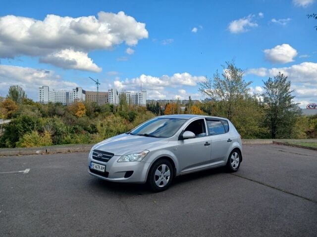 Киа Сид 2007 в Кривом Роге на Automoto.ua Серый Киа Сид, объемом двигателя 1.4 л и пробегом 221 тыс. км за 5500 $, фото 1 на Automoto.ua