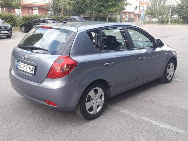 Сірий Кіа Сід, об'ємом двигуна 1.58 л та пробігом 314 тис. км за 5100 $, фото 1 на Automoto.ua