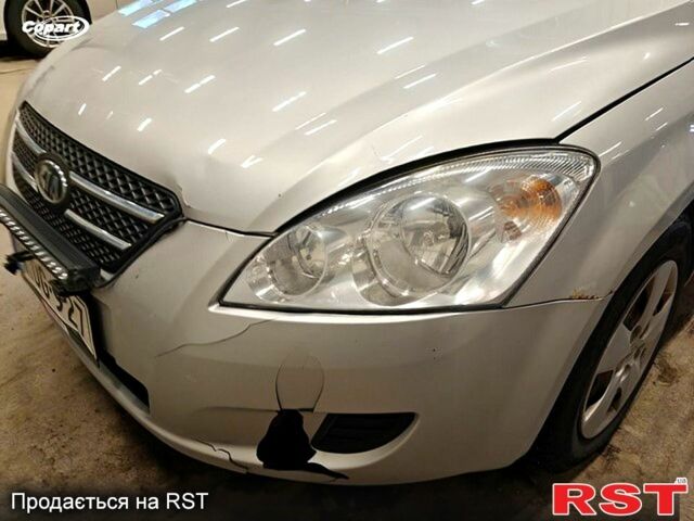 Серый Киа Сид, объемом двигателя 1.6 л и пробегом 267 тыс. км за 2600 $, фото 2 на Automoto.ua