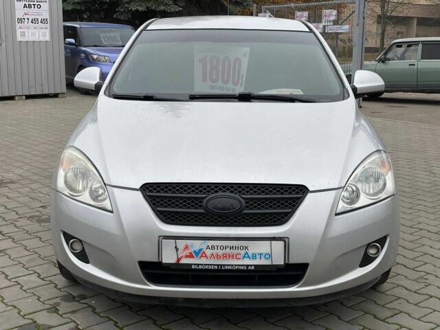 Сірий Кіа Сід, об'ємом двигуна 1.6 л та пробігом 244 тис. км за 5500 $, фото 1 на Automoto.ua