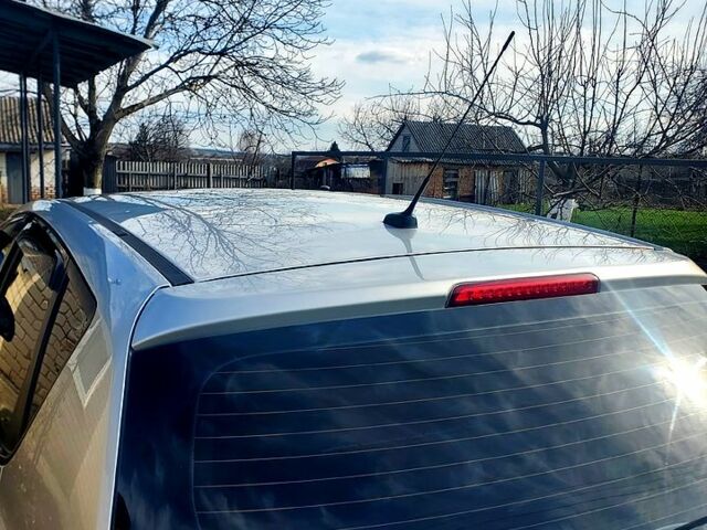 Серый Киа Сид, объемом двигателя 16 л и пробегом 169 тыс. км за 5500 $, фото 4 на Automoto.ua