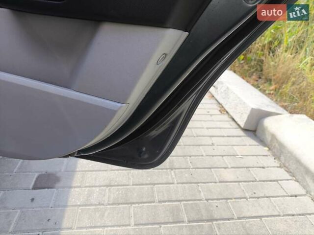 Сірий Кіа Сід, об'ємом двигуна 1.6 л та пробігом 250 тис. км за 5400 $, фото 1 на Automoto.ua