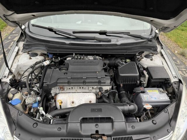 Серый Киа Сид, объемом двигателя 2 л и пробегом 191 тыс. км за 5700 $, фото 2 на Automoto.ua