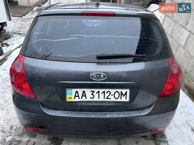 Серый Киа Сид, объемом двигателя 1.6 л и пробегом 249 тыс. км за 3500 $, фото 1 на Automoto.ua