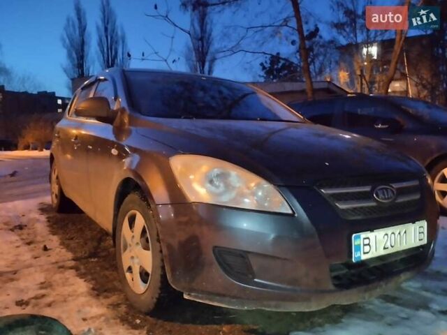 Сірий Кіа Сід, об'ємом двигуна 1.59 л та пробігом 280 тис. км за 4500 $, фото 1 на Automoto.ua