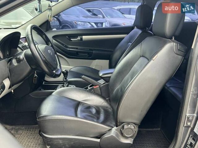 Серый Киа Сид, объемом двигателя 1.4 л и пробегом 247 тыс. км за 4990 $, фото 8 на Automoto.ua