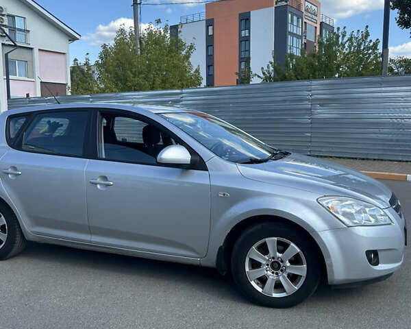 Сірий Кіа Сід, об'ємом двигуна 1.59 л та пробігом 183 тис. км за 5899 $, фото 33 на Automoto.ua