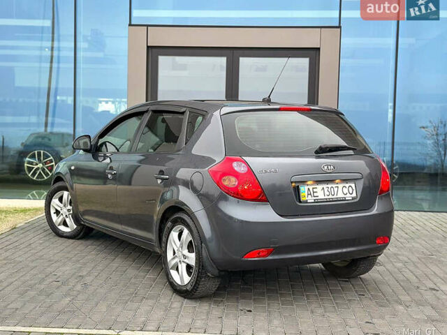 Сірий Кіа Сід, об'ємом двигуна 1.6 л та пробігом 218 тис. км за 5700 $, фото 4 на Automoto.ua