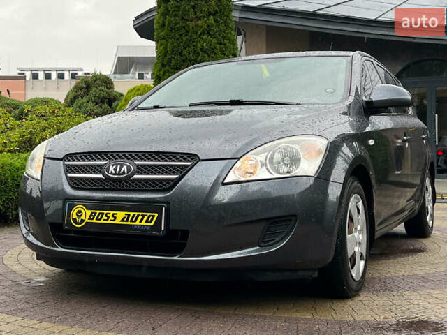Серый Киа Сид, объемом двигателя 1.6 л и пробегом 167 тыс. км за 6600 $, фото 2 на Automoto.ua