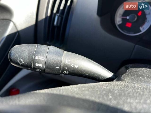 Сірий Кіа Сід, об'ємом двигуна 1.6 л та пробігом 215 тис. км за 4990 $, фото 15 на Automoto.ua
