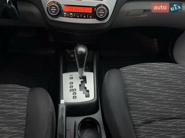 Серый Киа Сид, объемом двигателя 1.59 л и пробегом 218 тыс. км за 6750 $, фото 18 на Automoto.ua