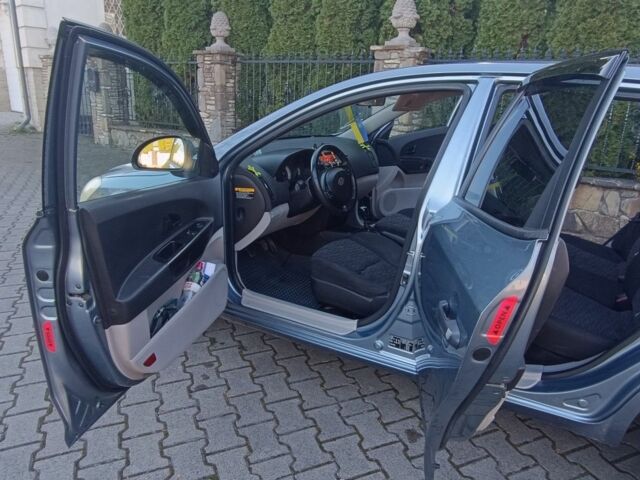 Серый Киа Сид, объемом двигателя 1.4 л и пробегом 220 тыс. км за 4600 $, фото 6 на Automoto.ua