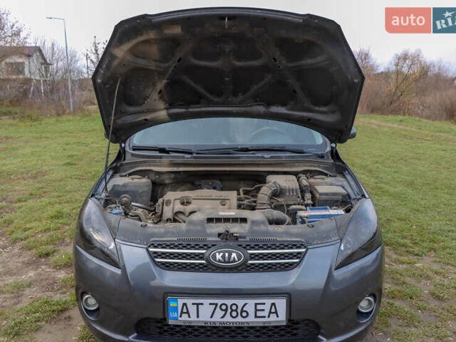 Серый Киа Сид, объемом двигателя 1.59 л и пробегом 211 тыс. км за 7000 $, фото 14 на Automoto.ua