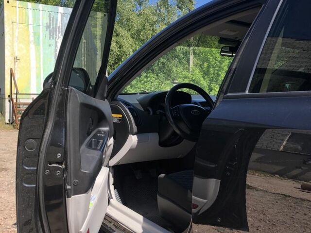 Серый Киа Сид, объемом двигателя 1.6 л и пробегом 300 тыс. км за 6250 $, фото 8 на Automoto.ua