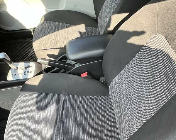 Серый Киа Сид, объемом двигателя 1.59 л и пробегом 68 тыс. км за 6700 $, фото 4 на Automoto.ua