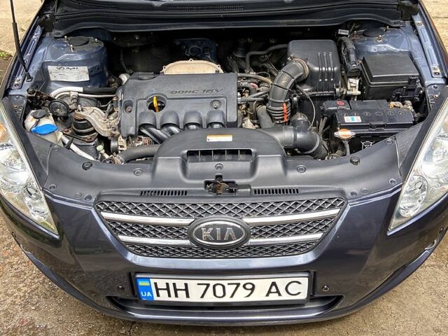 Серый Киа Сид, объемом двигателя 1.6 л и пробегом 203 тыс. км за 6600 $, фото 4 на Automoto.ua