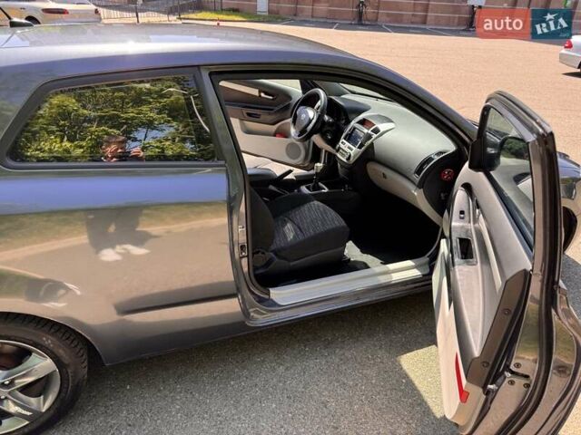 Сірий Кіа Сід, об'ємом двигуна 1.6 л та пробігом 148 тис. км за 4000 $, фото 15 на Automoto.ua