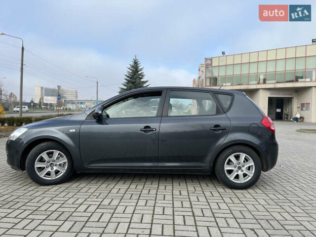 Сірий Кіа Сід, об'ємом двигуна 1.59 л та пробігом 240 тис. км за 4700 $, фото 4 на Automoto.ua