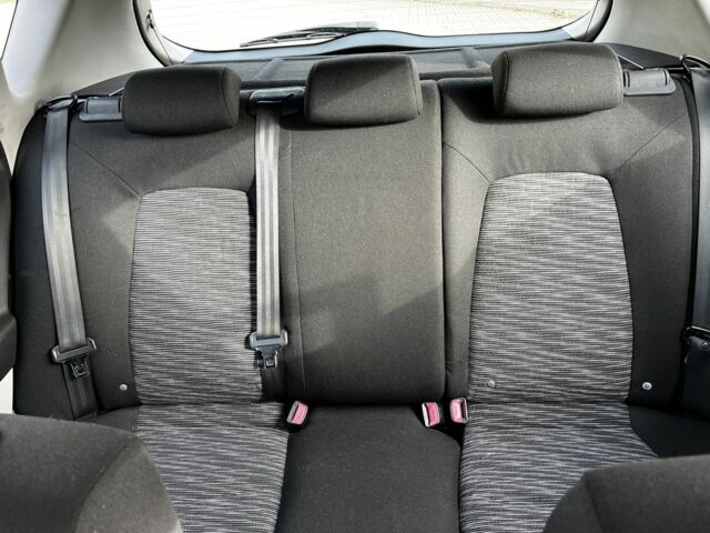 Серый Киа Сид, объемом двигателя 1.6 л и пробегом 237 тыс. км за 4700 $, фото 6 на Automoto.ua