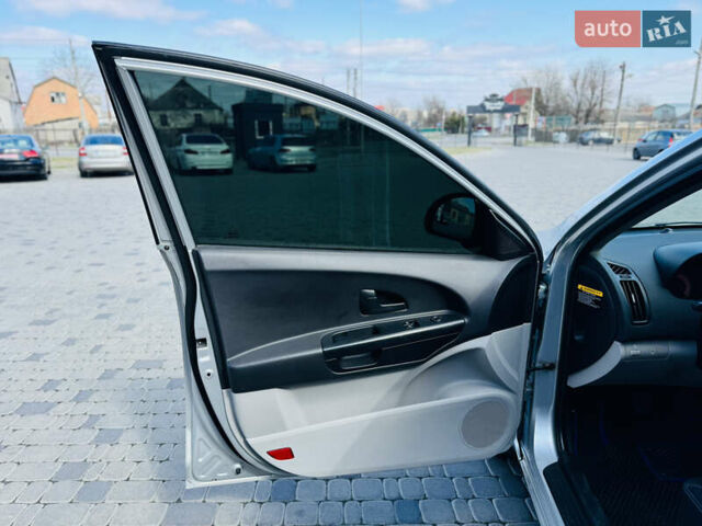 Серый Киа Сид, объемом двигателя 1.4 л и пробегом 182 тыс. км за 5300 $, фото 11 на Automoto.ua