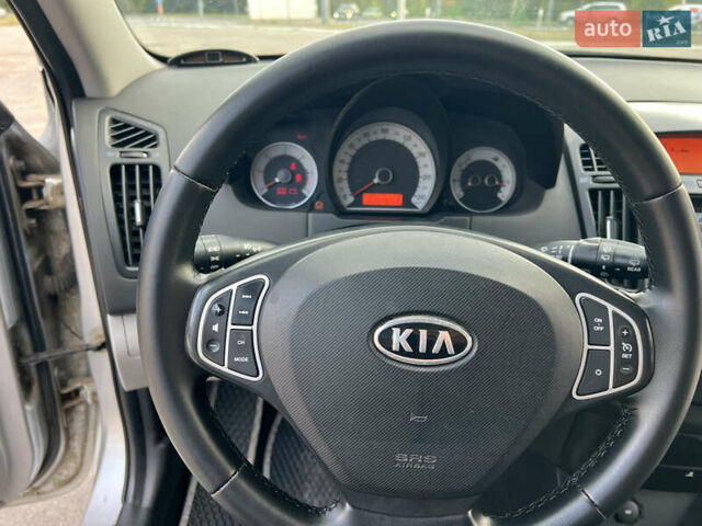 Сірий Кіа Сід, об'ємом двигуна 1.6 л та пробігом 219 тис. км за 4800 $, фото 19 на Automoto.ua