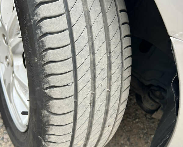 Сірий Кіа Сід, об'ємом двигуна 1.6 л та пробігом 219 тис. км за 4800 $, фото 37 на Automoto.ua
