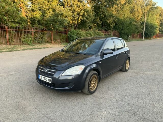 Сірий Кіа Сід, об'ємом двигуна 1.6 л та пробігом 242 тис. км за 4350 $, фото 1 на Automoto.ua