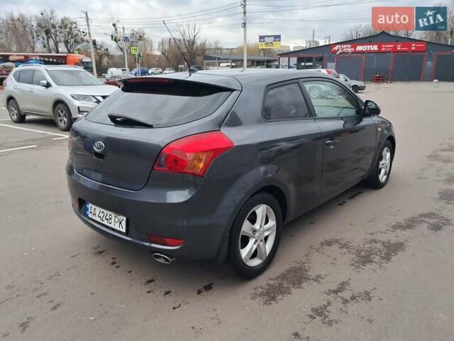 Серый Киа Сид, объемом двигателя 1.59 л и пробегом 204 тыс. км за 6300 $, фото 6 на Automoto.ua