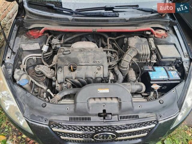 Серый Киа Сид, объемом двигателя 1.59 л и пробегом 189 тыс. км за 4500 $, фото 8 на Automoto.ua