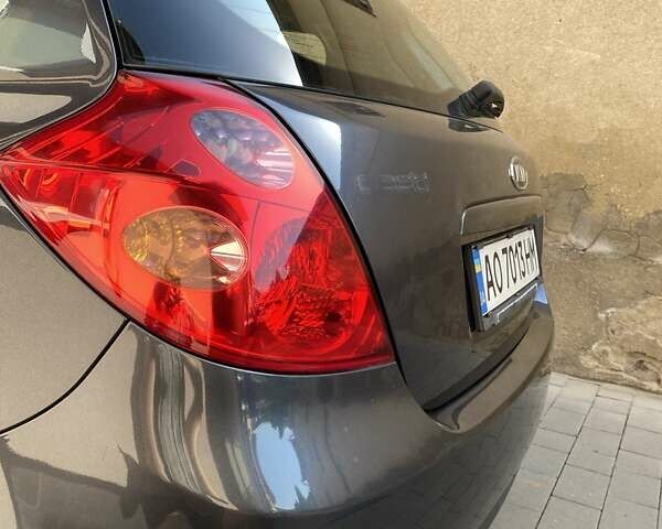 Серый Киа Сид, объемом двигателя 1.4 л и пробегом 145 тыс. км за 7500 $, фото 8 на Automoto.ua