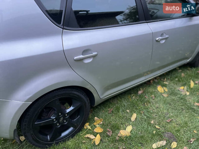 Серый Киа Сид, объемом двигателя 1.4 л и пробегом 273 тыс. км за 4800 $, фото 25 на Automoto.ua